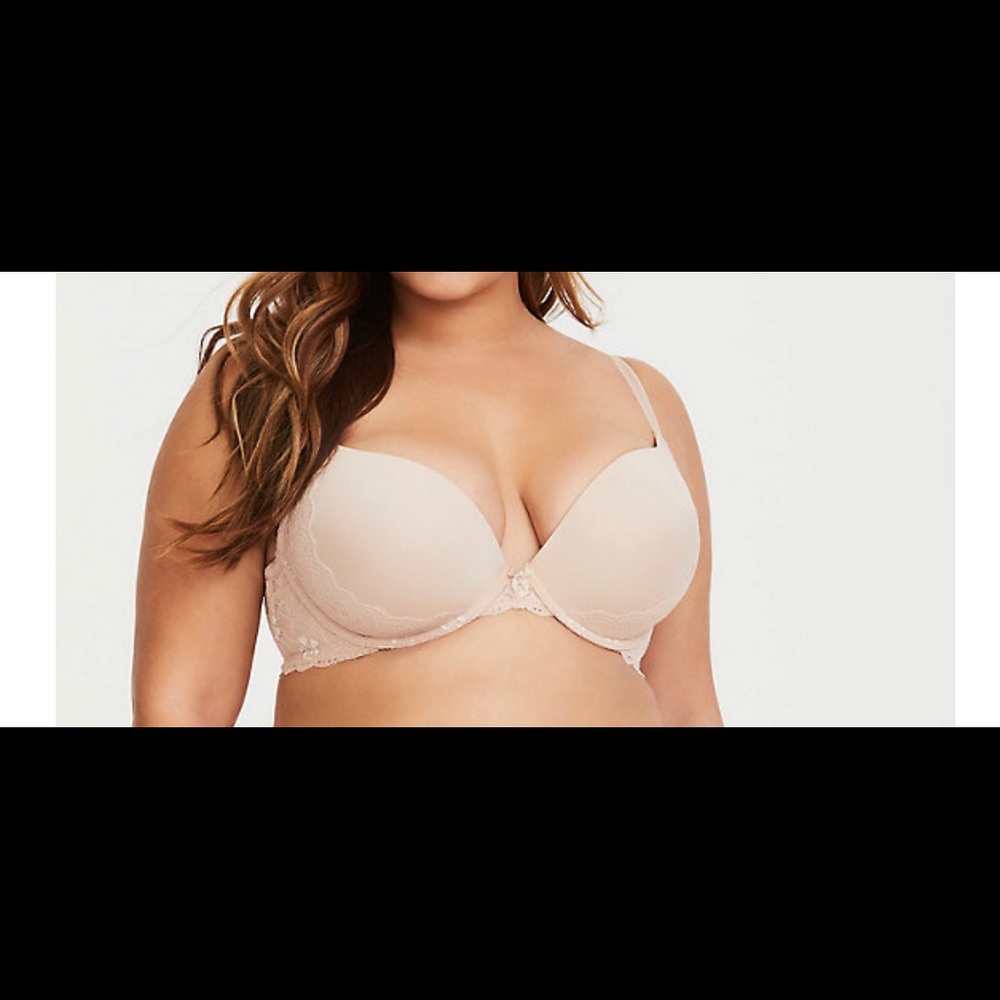 40DDD Torrid Plush-Up Plunge